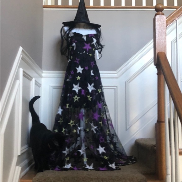 Great Dress for Halloween party - Picture 3 of 5